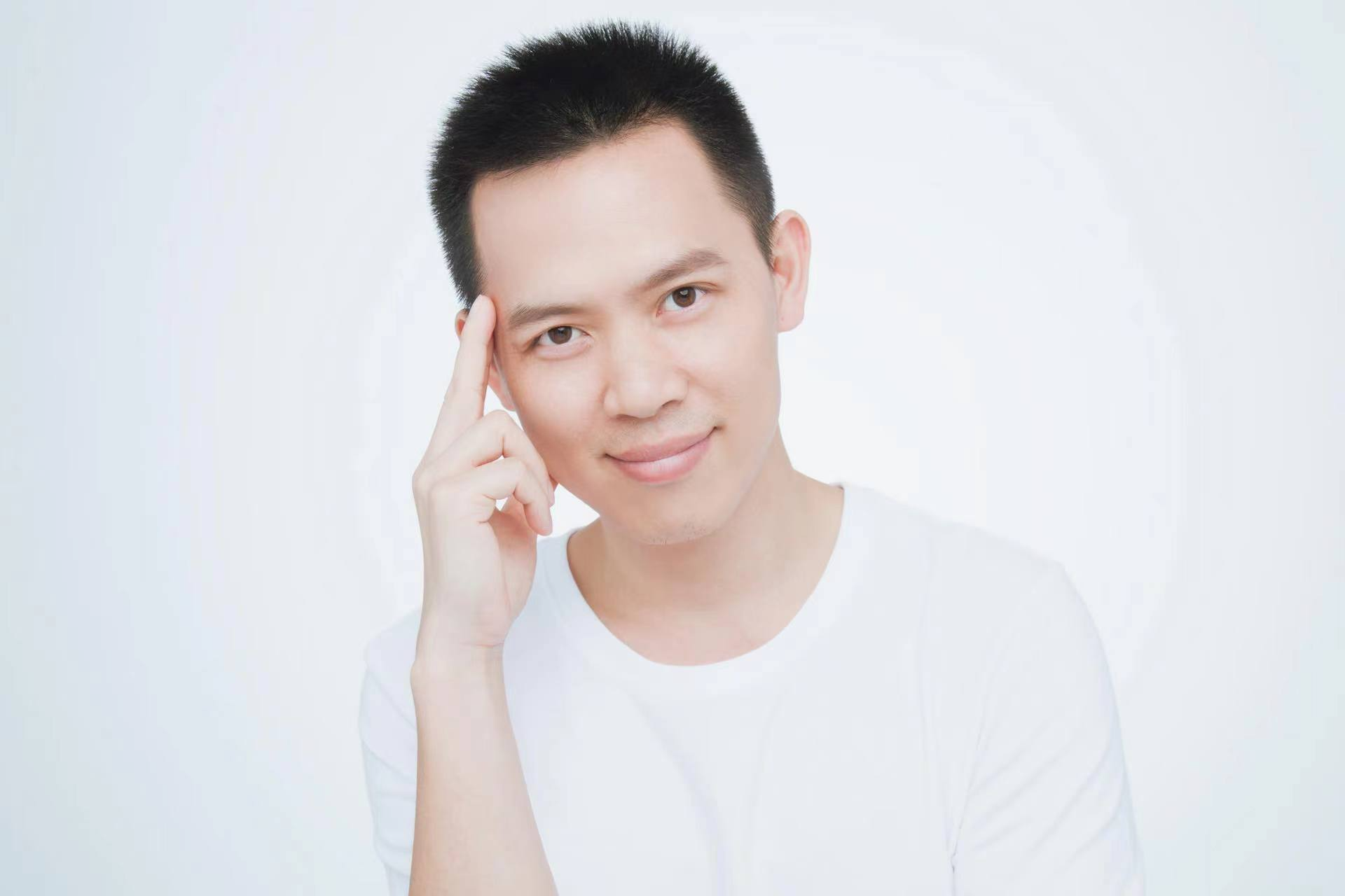 杨忠雄
